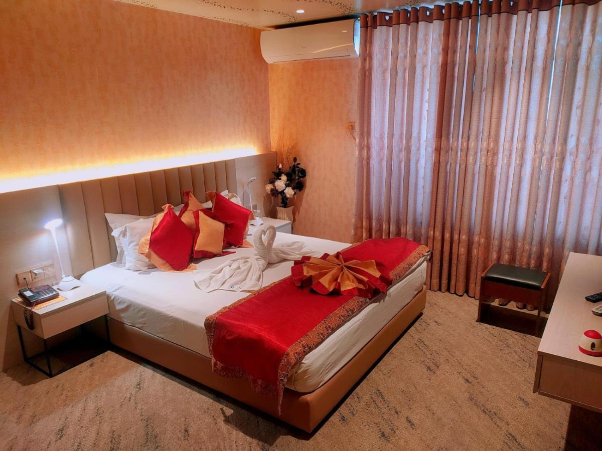 Tiger Garden Int Hotel Khulna Exterior photo