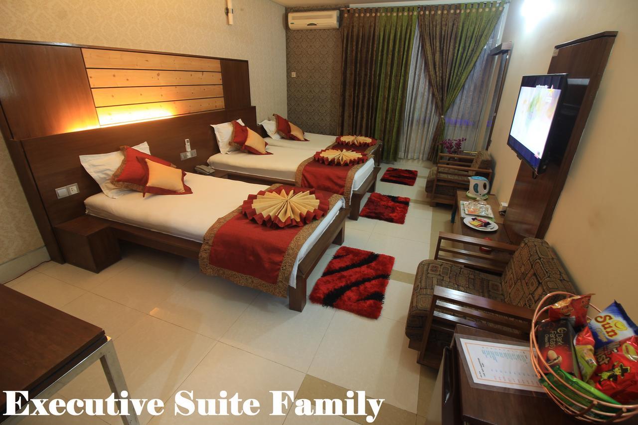 Tiger Garden Int Hotel Khulna Exterior photo